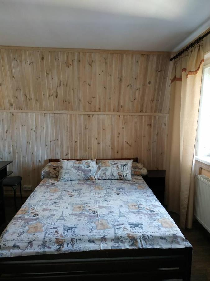 Hotel Restaurant Complex Boyarskiy Dvor Boyarka エクステリア 写真