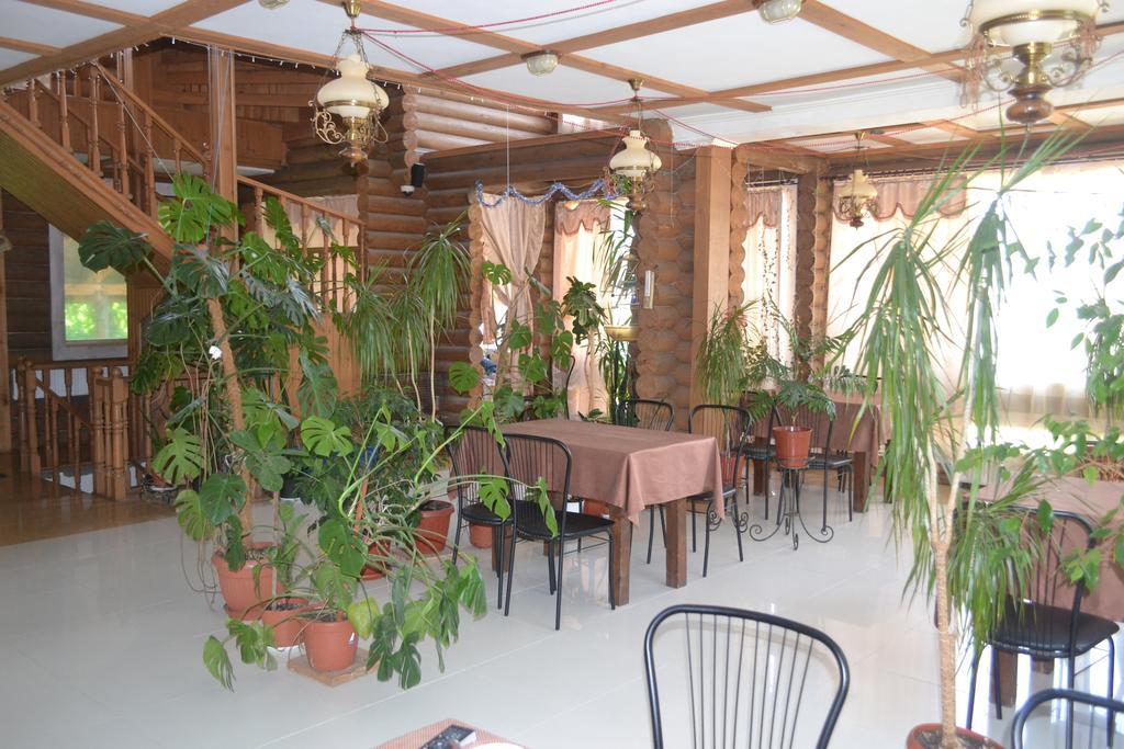 Hotel Restaurant Complex Boyarskiy Dvor Boyarka エクステリア 写真
