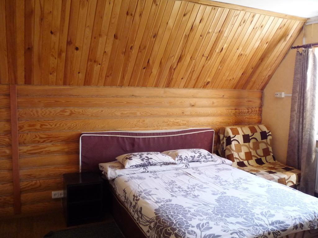 Hotel Restaurant Complex Boyarskiy Dvor Boyarka エクステリア 写真