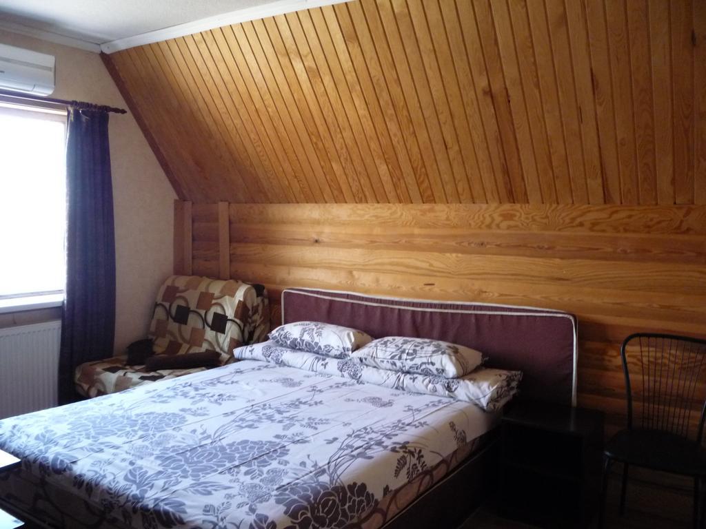 Hotel Restaurant Complex Boyarskiy Dvor Boyarka エクステリア 写真