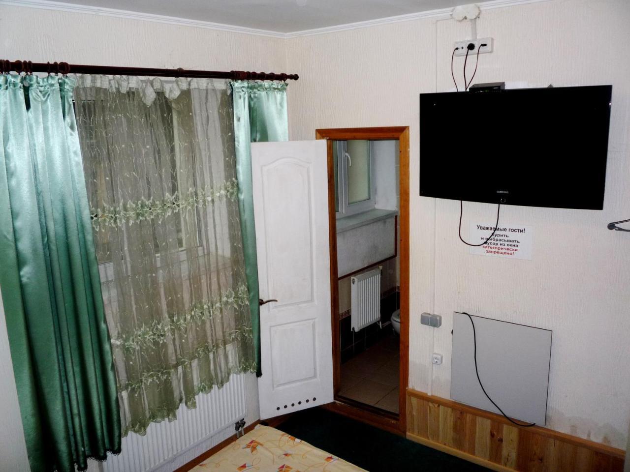Hotel Restaurant Complex Boyarskiy Dvor Boyarka エクステリア 写真
