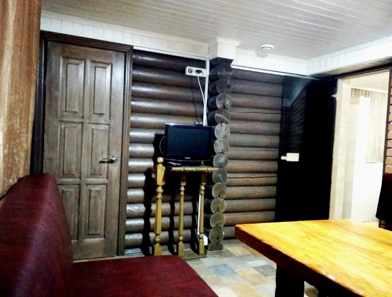 Hotel Restaurant Complex Boyarskiy Dvor Boyarka エクステリア 写真